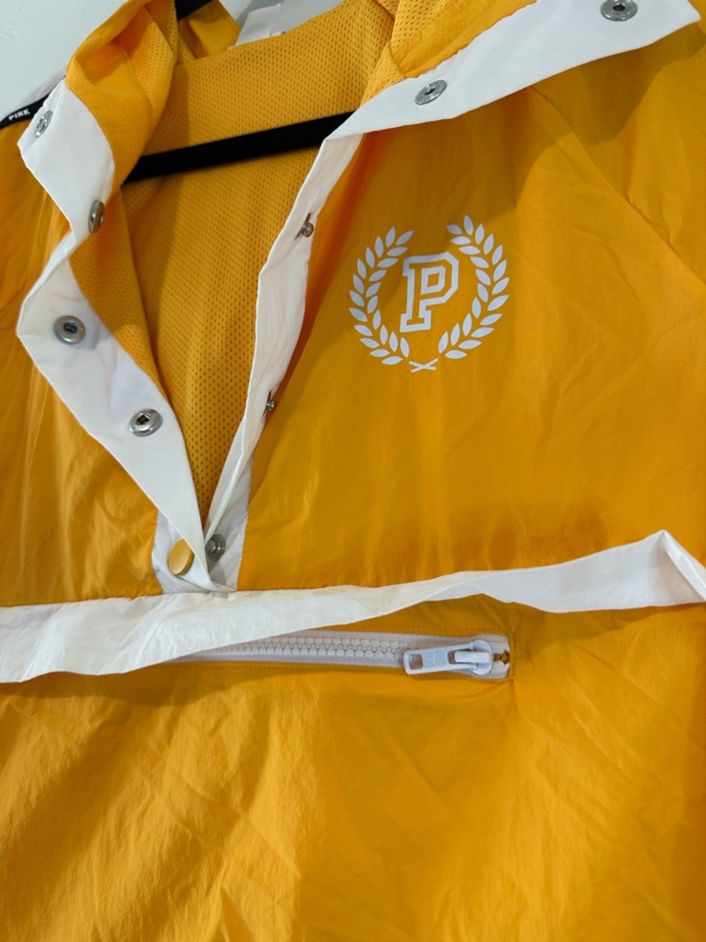 PINK Victoria’s Secret Yellow Anorak Windbreaker Pullover XS S - Picture 4 of 7